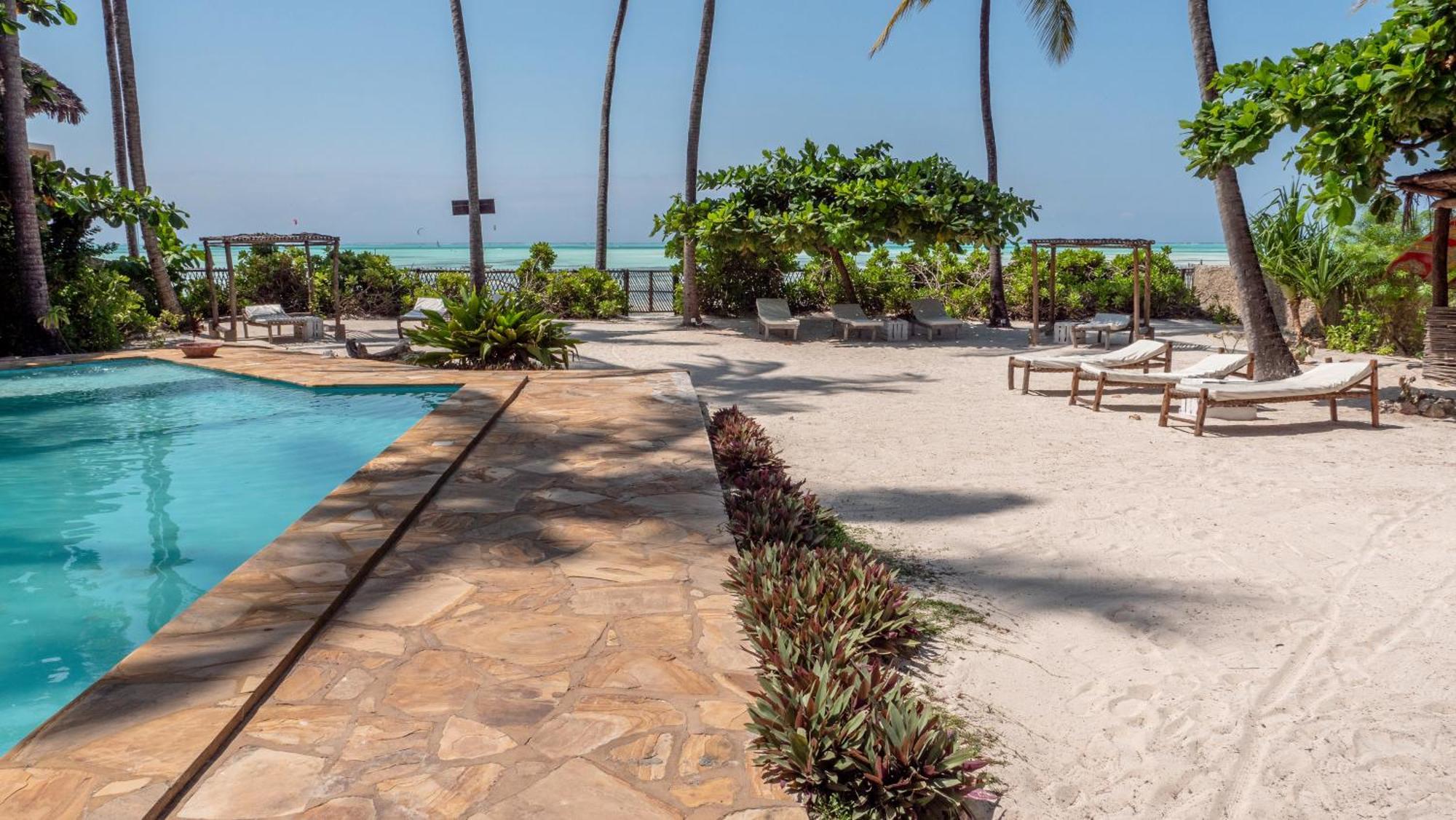 Raha Lodge Zanzibar Boutique Hotel Джамбиани Экстерьер фото